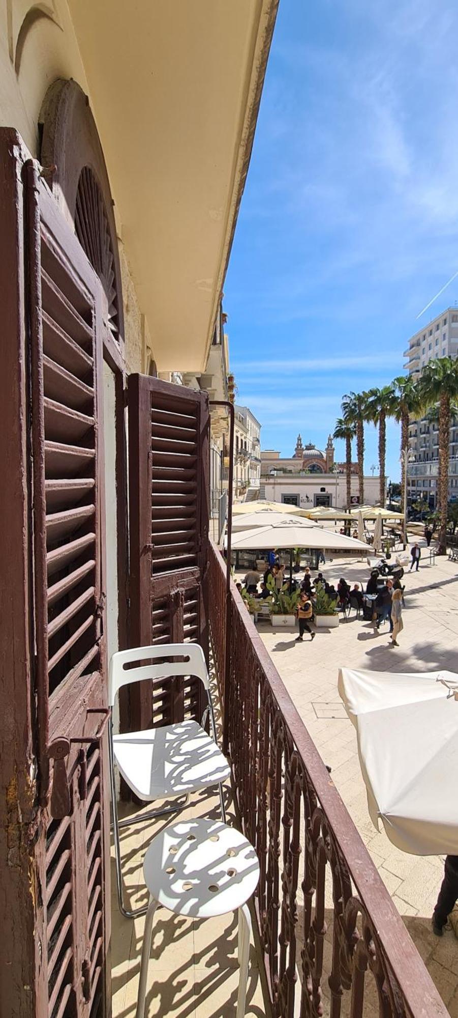 Palm Central House Барі Екстер'єр фото