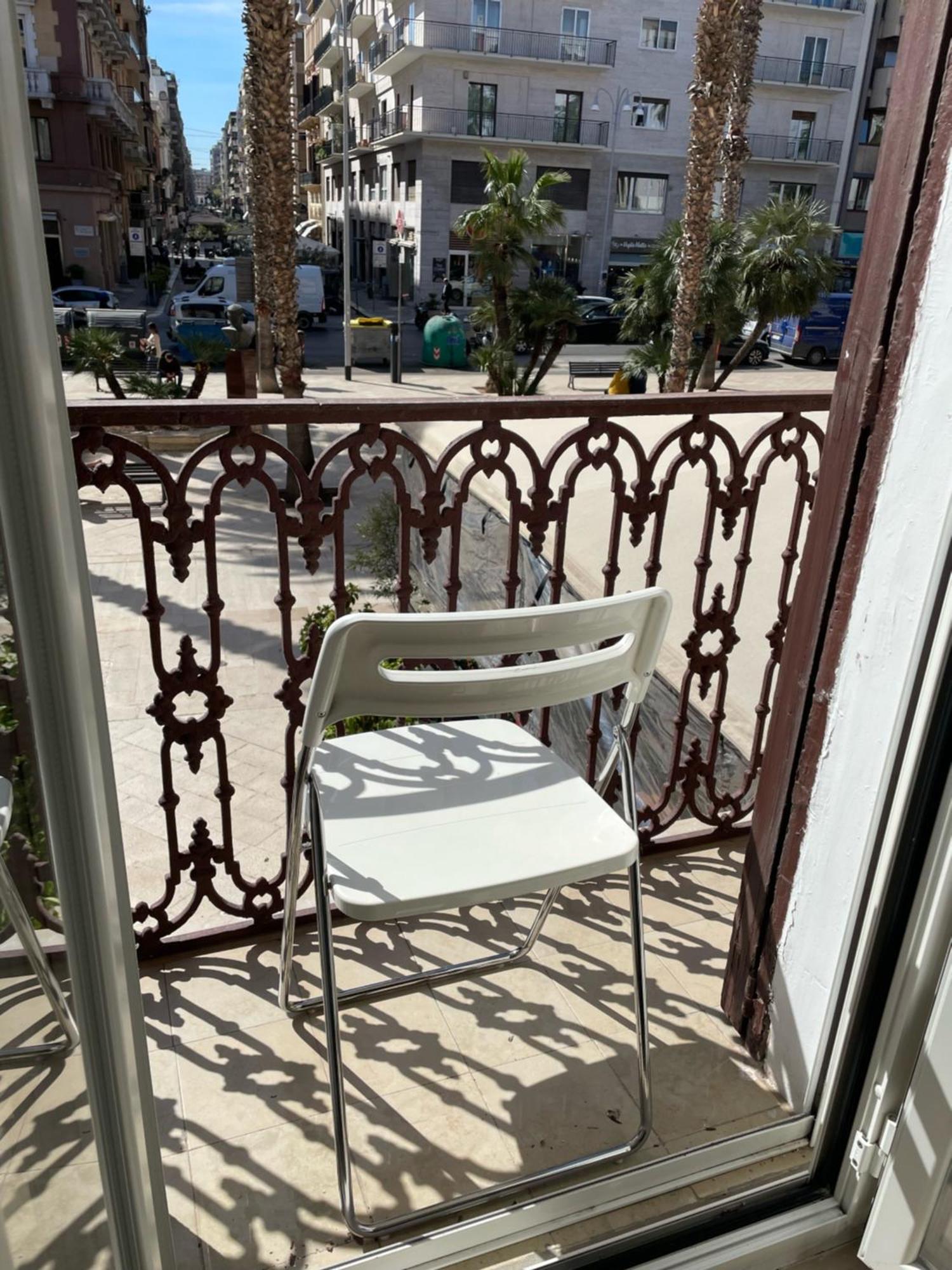 Palm Central House Барі Екстер'єр фото